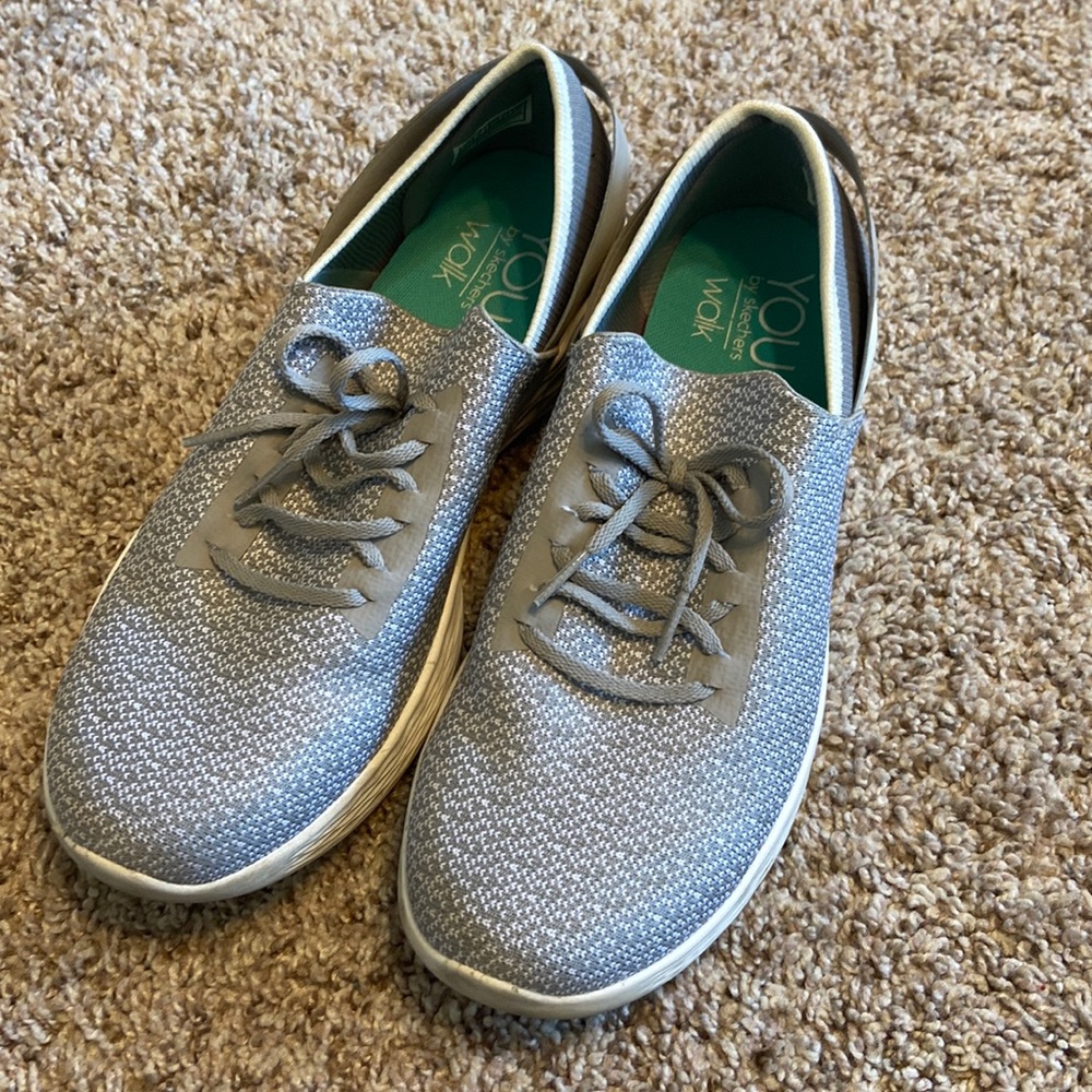 Skechers shoes